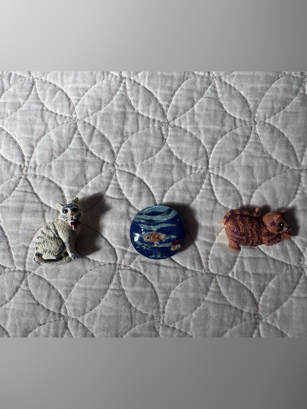 Playful cats and aquarium button covers - set of 3